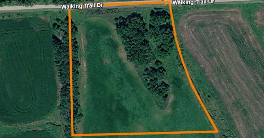 Scenic 4.8 Acre Partially Wooded Building Site and Recreational Retreat in Greentop, MO